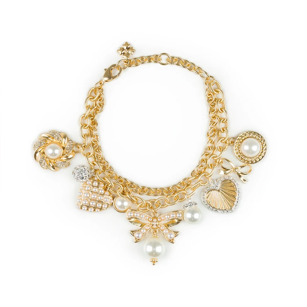 PATRICIA NASH. Charm Bracelet
Gift Wrapped